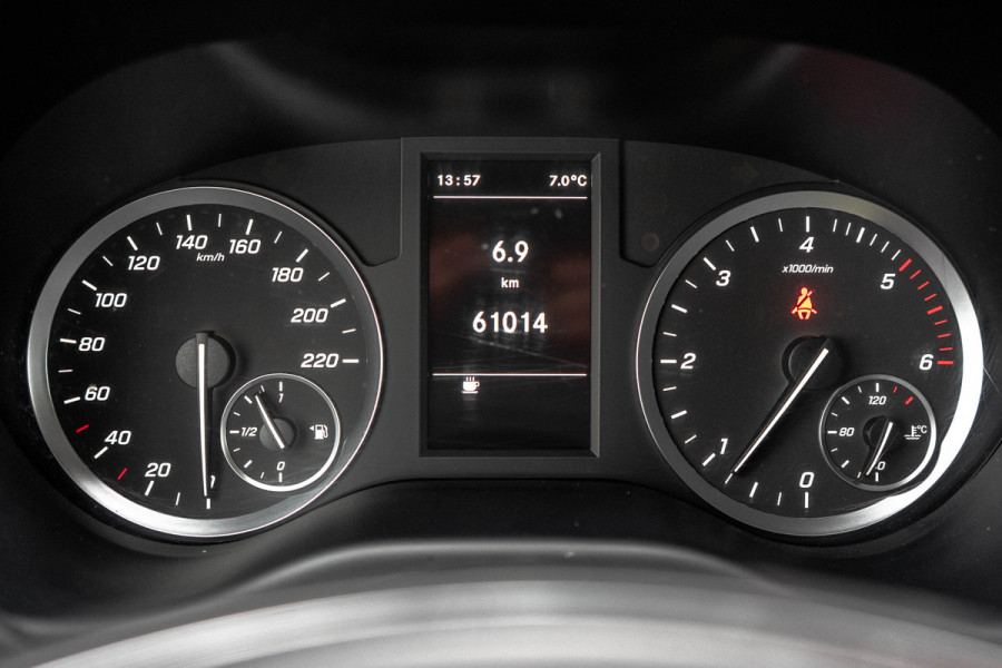 Mercedes-Benz Vito 116 CDI L2H1 | 160PK | Camera | Carplay | PDC | Cruise | Stoelverwarming | Airco