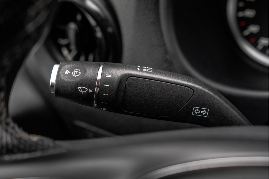 Mercedes-Benz Vito 116 CDI L2H1 | 160PK | Camera | Carplay | PDC | Cruise | Stoelverwarming | Airco