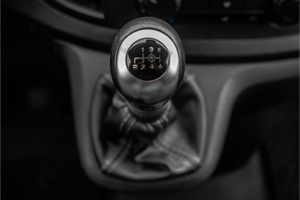 Mercedes-Benz Vito 116 CDI L2H1 | 160PK | Camera | Carplay | PDC | Cruise | Stoelverwarming | Airco