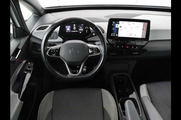 Volkswagen ID.3 First Plus 58 kWh | SOH 90% | Stoel & stuurverwarming | Camera | Adaptive cruise | Sfeerverlichting | Carplay | Navigatie | Keyless | Matrix LED