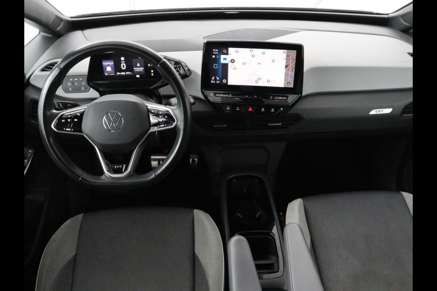 Volkswagen ID.3 First Plus 58 kWh | SOH 90% | Stoel & stuurverwarming | Camera | Adaptive cruise | Sfeerverlichting | Carplay | Navigatie | Keyless | Matrix LED