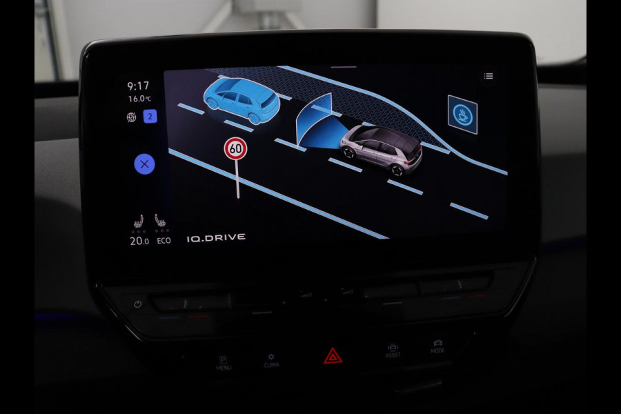 Volkswagen ID.3 First Plus 58 kWh | SOH 90% | Stoel & stuurverwarming | Camera | Adaptive cruise | Sfeerverlichting | Carplay | Navigatie | Keyless | Matrix LED