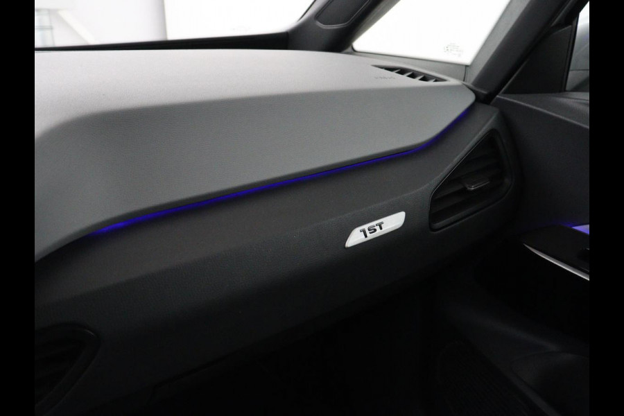 Volkswagen ID.3 First Plus 58 kWh | SOH 90% | Stoel & stuurverwarming | Camera | Adaptive cruise | Sfeerverlichting | Carplay | Navigatie | Keyless | Matrix LED