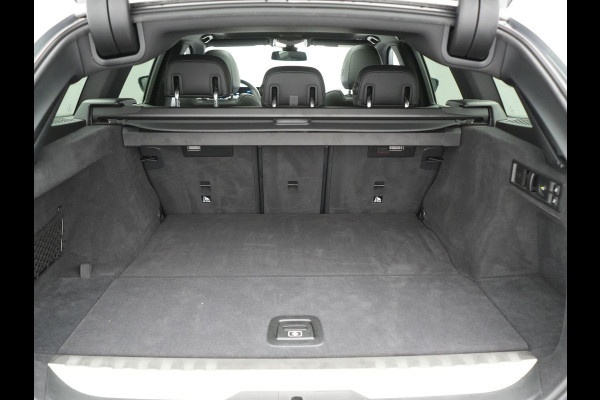 BMW 3 Serie Touring 320e M Sport FACELIFT MODEL Plug In Hybrid Dealer O.H PHEV | Panodak | Trekhaak af Fabriek | Adaptive Cruise |  Alcantara Sportstoelen Memory | Widescreen Navi | Keyless | Sfeerverlichting | Apple Carplay | 18"L.M |
