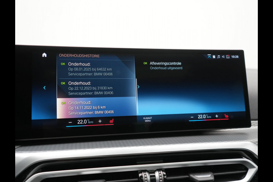 BMW 3 Serie Touring 320e M Sport FACELIFT MODEL Plug In Hybrid Dealer O.H PHEV | Panodak | Trekhaak af Fabriek | Adaptive Cruise |  Alcantara Sportstoelen Memory | Widescreen Navi | Keyless | Sfeerverlichting | Apple Carplay | 18"L.M |