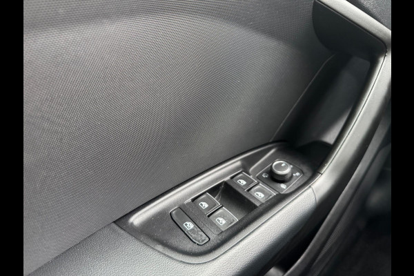 Audi A1 SPORTBACK 30 TFSI S Line S Tronic Navi PDC Virtual Stoelv.