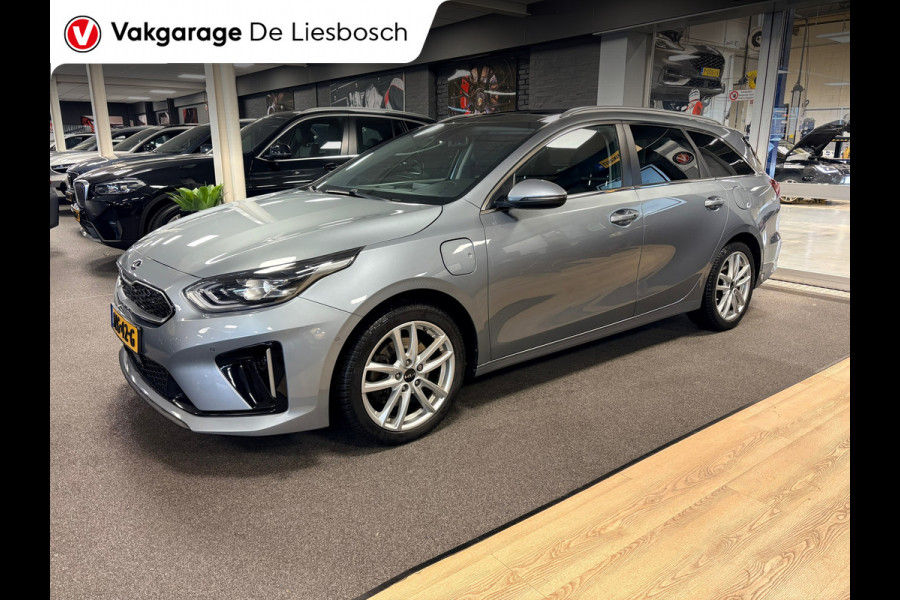 Kia Ceed Sportswagon 1.6 GDI PHEV ExecutiveLine / leder / panorama-dak / camera / stoel en stuur verwarming /trekhaak