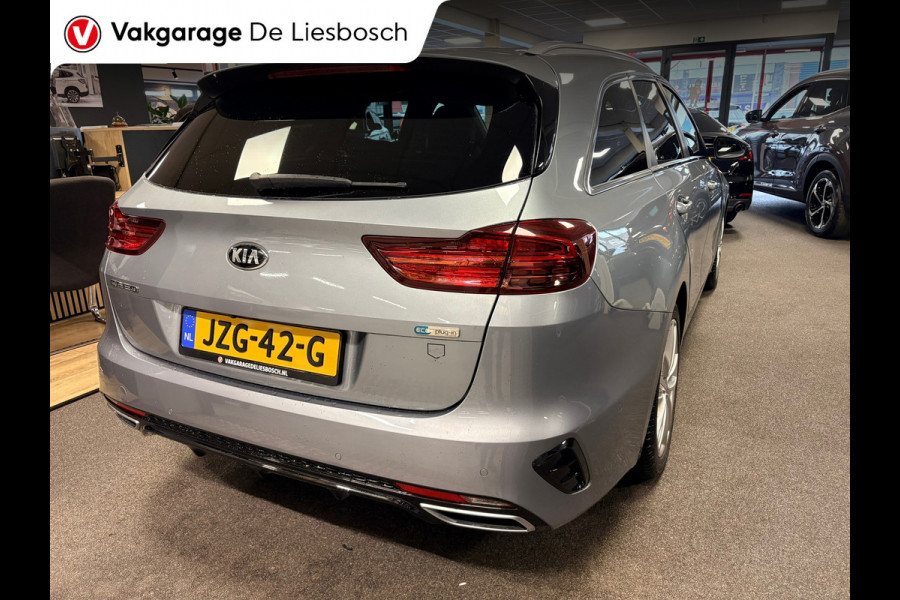 Kia Ceed Sportswagon 1.6 GDI PHEV ExecutiveLine / leder / panorama-dak / camera / stoel en stuur verwarming /trekhaak