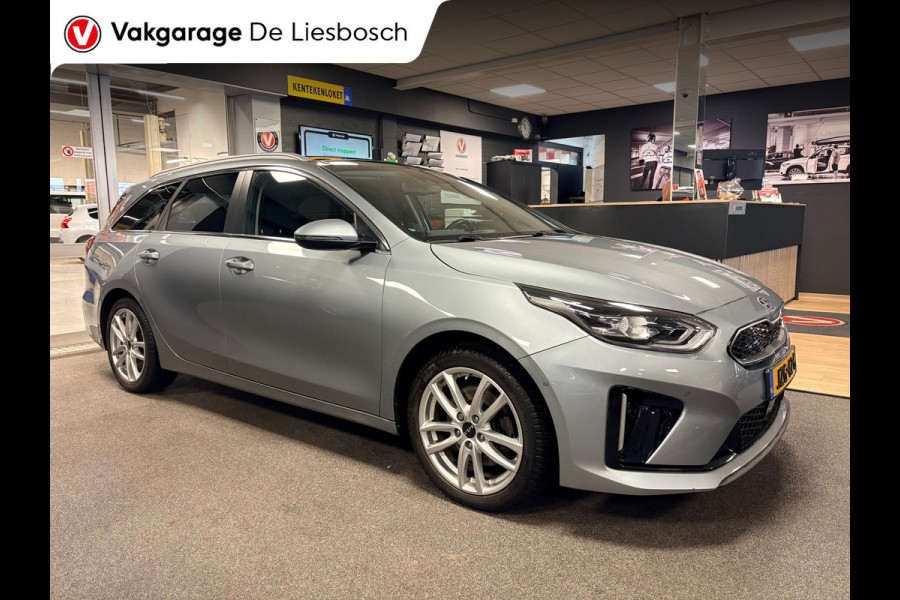 Kia Ceed Sportswagon 1.6 GDI PHEV ExecutiveLine / leder / panorama-dak / camera / stoel en stuur verwarming /trekhaak