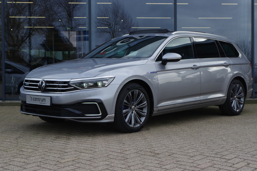 Volkswagen Passat Variant 1.4 TSI PHEV GTE 218 PK BNS, Panoramadak, Trekhaak, Memory, Head-Up, Matrix-LED, Camera