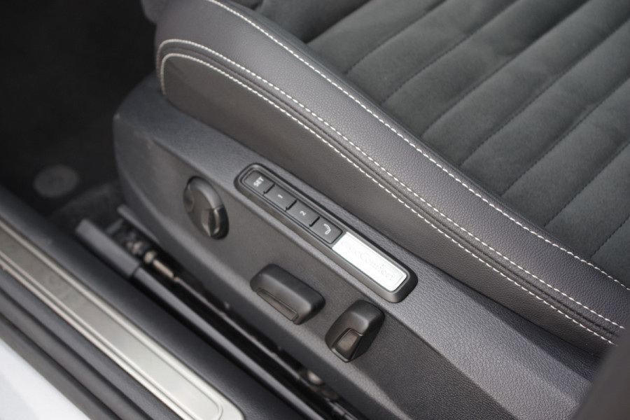 Volkswagen Passat Variant 1.4 TSI PHEV GTE 218 PK BNS, Panoramadak, Trekhaak, Memory, Head-Up, Matrix-LED, Camera