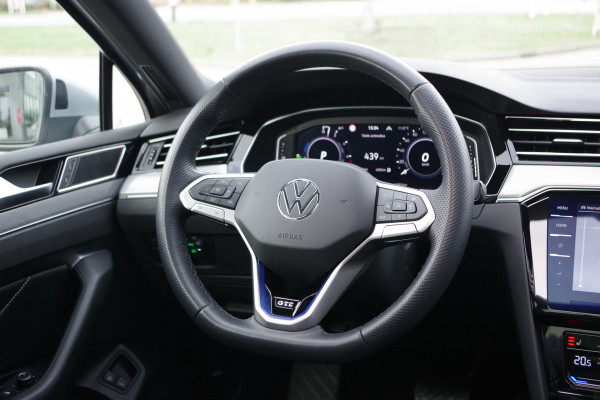 Volkswagen Passat Variant 1.4 TSI PHEV GTE 218 PK BNS, Panoramadak, Trekhaak, Memory, Head-Up, Matrix-LED, Camera