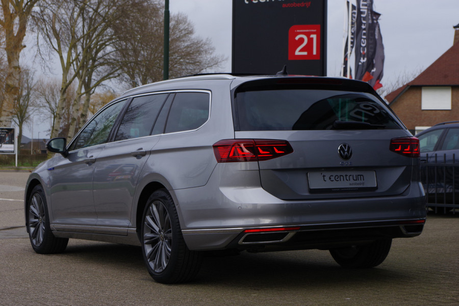 Volkswagen Passat Variant 1.4 TSI PHEV GTE 218 PK BNS, Panoramadak, Trekhaak, Memory, Head-Up, Matrix-LED, Camera