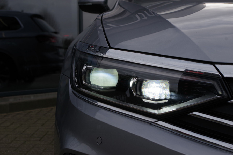 Volkswagen Passat Variant 1.4 TSI PHEV GTE 218 PK BNS, Panoramadak, Trekhaak, Memory, Head-Up, Matrix-LED, Camera