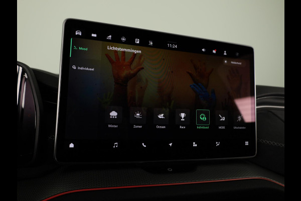 Škoda Kodiaq Sportline Business PHEV 1.5 TSI 204 pk 6 versn. DSG | Panoramadak | Wegklapbare trekhaak | Light & view pakket