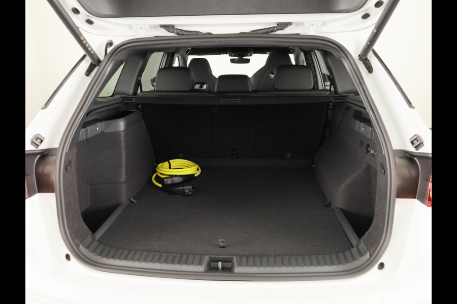 Škoda Kodiaq Sportline Business PHEV 1.5 TSI 204 pk 6 versn. DSG | Panoramadak | Wegklapbare trekhaak | Light & view pakket