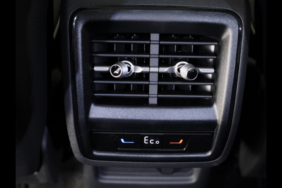 Škoda Kodiaq Sportline Business PHEV 1.5 TSI 204 pk 6 versn. DSG | Panoramadak | Wegklapbare trekhaak | Light & view pakket