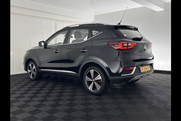 MG ZS EV Luxury 45 kWh INCL-BTW) Aut. *PANO | LEATHER | CCS-FASTLOADER | KEYLESS | NAVI-FULLMAP | ADAPTIVE-CRUISE | CAMERA | HEATED-SPORTSEATS | CARPLAY | BLINDSPOT | DAB | LANE-ASSIST | 17''ALU*