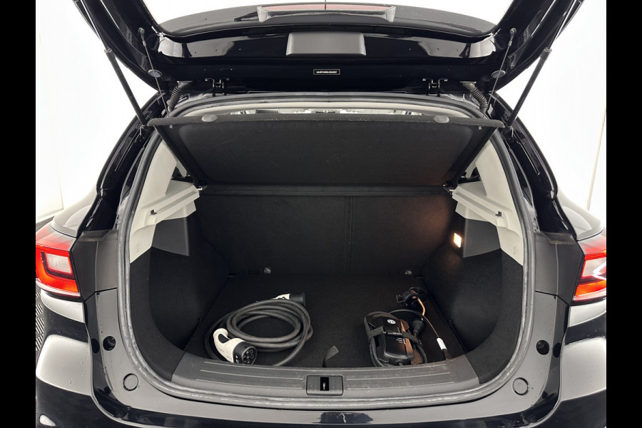 MG ZS EV Luxury 45 kWh INCL-BTW) Aut. *PANO | LEATHER | CCS-FASTLOADER | KEYLESS | NAVI-FULLMAP | ADAPTIVE-CRUISE | CAMERA | HEATED-SPORTSEATS | CARPLAY | BLINDSPOT | DAB | LANE-ASSIST | 17''ALU*