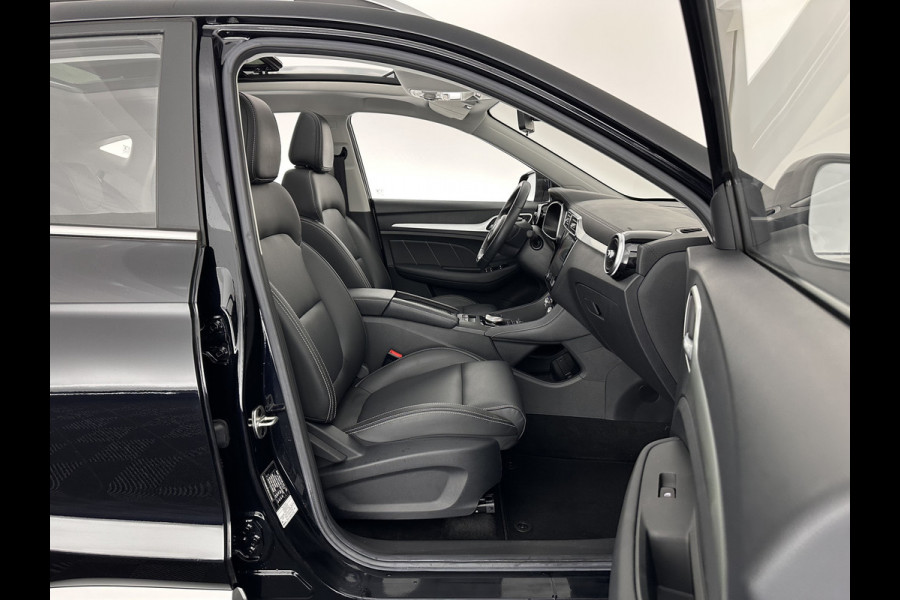 MG ZS EV Luxury 45 kWh INCL-BTW) Aut. *PANO | LEATHER | CCS-FASTLOADER | KEYLESS | NAVI-FULLMAP | ADAPTIVE-CRUISE | CAMERA | HEATED-SPORTSEATS | CARPLAY | BLINDSPOT | DAB | LANE-ASSIST | 17''ALU*