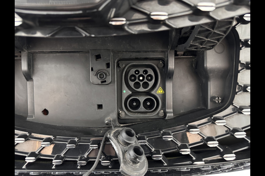 MG ZS EV Luxury 45 kWh INCL-BTW) Aut. *PANO | LEATHER | CCS-FASTLOADER | KEYLESS | NAVI-FULLMAP | ADAPTIVE-CRUISE | CAMERA | HEATED-SPORTSEATS | CARPLAY | BLINDSPOT | DAB | LANE-ASSIST | 17''ALU*