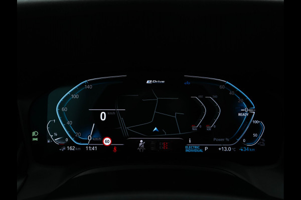 BMW 3 Serie Touring 320e Business Edition Plus [Plug-In] (INCL-BTW) Aut. *LEATHER | FULL-LED | HEATED-SPORTSEATS | DIGI-COCKPIT | HIFI-SOUND | NAVI-FULLMAP | PRIVACYGLASS | PDC | AMBIENTLIGHT | DAB | KEYLESS | TOWBAR | 17"ALU* *