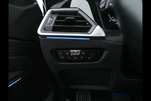 BMW 3 Serie Touring 320e Business Edition Plus [Plug-In] (INCL-BTW) Aut. *LEATHER | FULL-LED | HEATED-SPORTSEATS | DIGI-COCKPIT | HIFI-SOUND | NAVI-FULLMAP | PRIVACYGLASS | PDC | AMBIENTLIGHT | DAB | KEYLESS | TOWBAR | 17"ALU* *