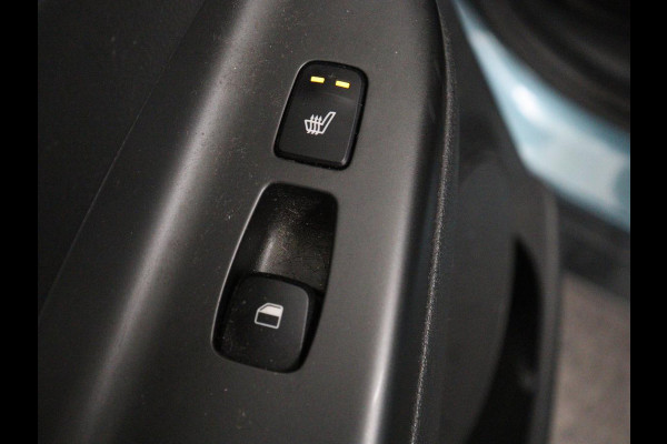 Hyundai Kona EV Premium 64 kWh | SOH 95% | Stoelventilatie | Leder | Head-Up | Warmtepomp | Camera | Achterbankverwarming | Carplay | Navigatie | Adaptive cruise | Keyless | Parkeerhulp