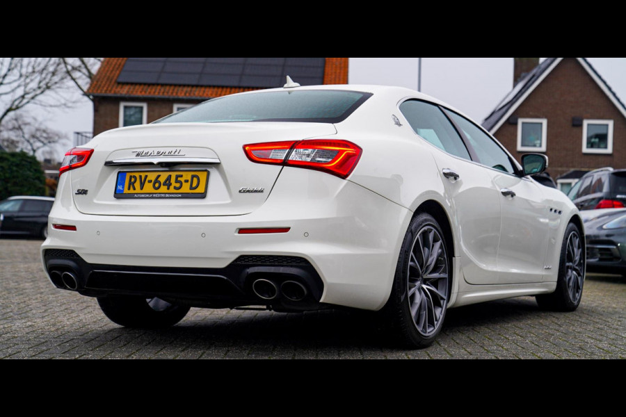 Maserati Ghibli 3.0 V6 S Q4 GranLusso | 360 camera | Schuif/kanteldak | Luxe Leder | Origineel NL |Adaptieve Cruise | Lane Assist