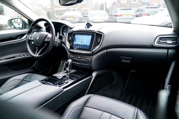 Maserati Ghibli 3.0 V6 S Q4 GranLusso | 360 camera | Schuif/kanteldak | Luxe Leder | Origineel NL |Adaptieve Cruise | Lane Assist