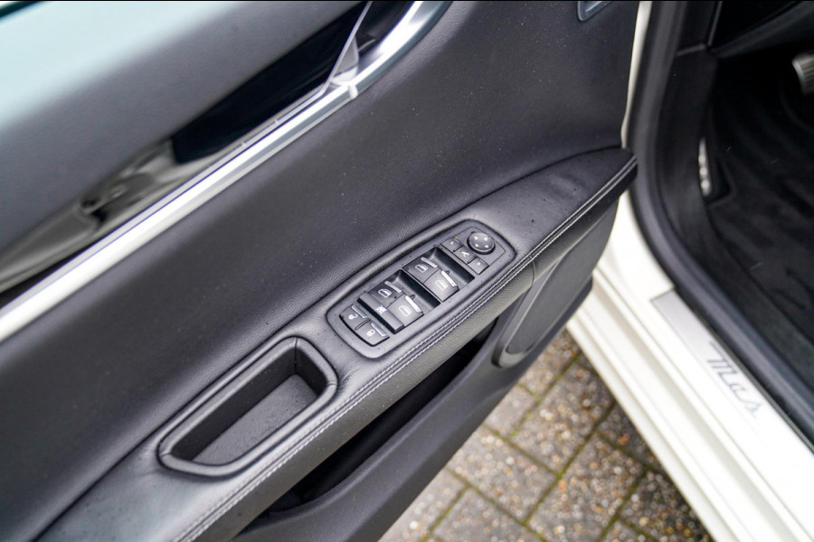 Maserati Ghibli 3.0 V6 S Q4 GranLusso | 360 camera | Schuif/kanteldak | Luxe Leder | Origineel NL |Adaptieve Cruise | Lane Assist