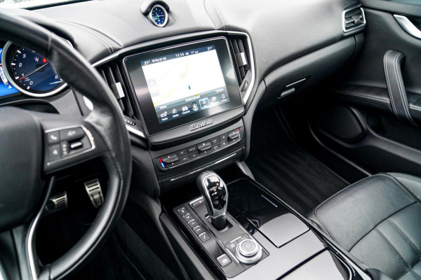 Maserati Ghibli 3.0 V6 S Q4 GranLusso | 360 camera | Schuif/kanteldak | Luxe Leder | Origineel NL |Adaptieve Cruise | Lane Assist