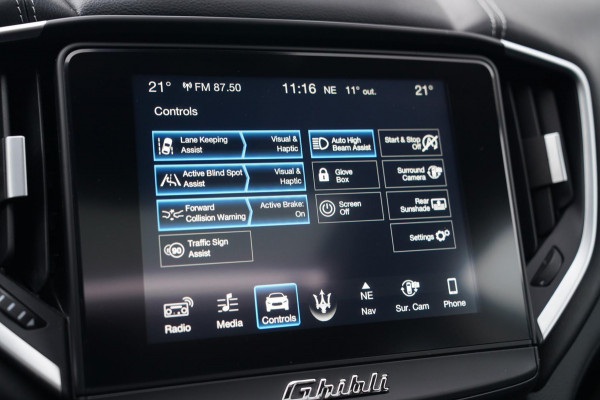 Maserati Ghibli 3.0 V6 S Q4 GranLusso | 360 camera | Schuif/kanteldak | Luxe Leder | Origineel NL |Adaptieve Cruise | Lane Assist