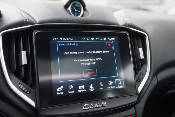 Maserati Ghibli 3.0 V6 S Q4 GranLusso | 360 camera | Schuif/kanteldak | Luxe Leder | Origineel NL |Adaptieve Cruise | Lane Assist