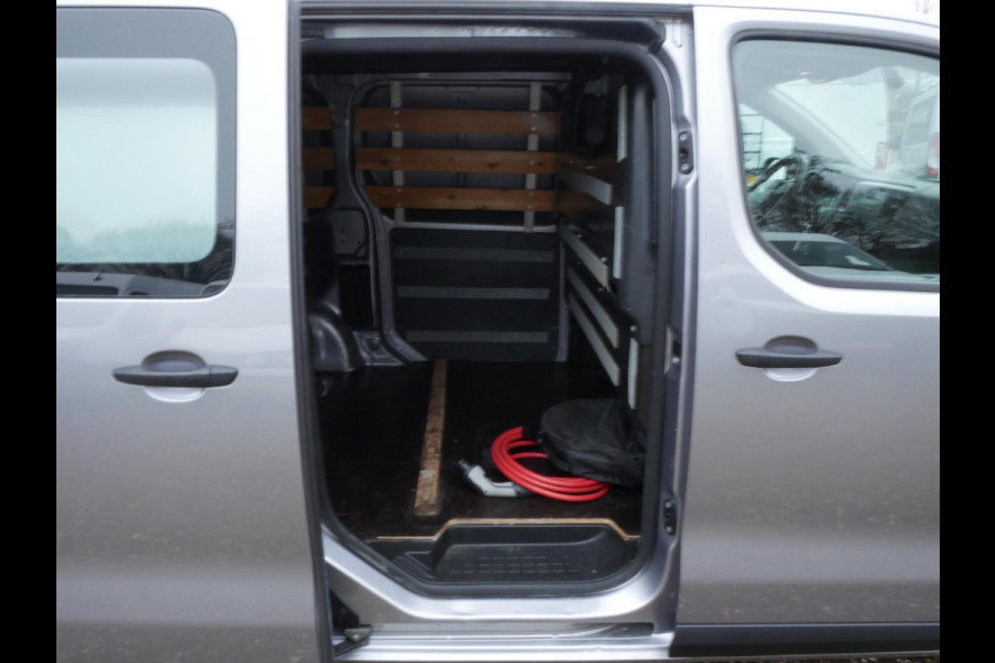 Peugeot e-Expert Compact Pro 50 kWh, Airco