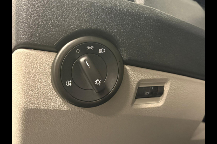 Volkswagen Transporter 2.0 TDI L2H*NAP*Cruise-Control*PDC*Trekhaak*Navi*