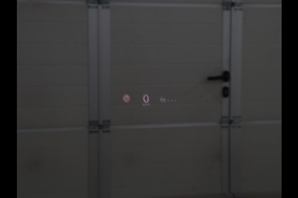 Mazda CX-30 2.0 e-SkyActiv-G M Hybrid Comfort | Stoel & stuurverwarming | Head-Up | Adaptive cruise | Camera | Carplay | Full LED | Navigatie | Climate control | Keyless | DAB