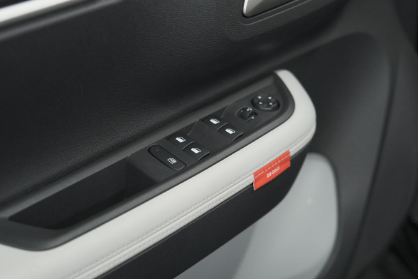 Citroën ë-C3 Max 113pk 44 kWh | 7 KW Laadfunctie | Camera | Navigatie | Apple Carplay | Parkeersensoren