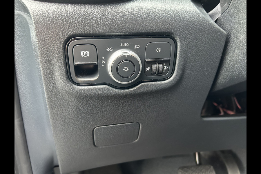 Mercedes-Benz Vito 116 CDI L3 Pro Facelift / 2500KG Trekhaak / MBUX / Camera / Navigatie / Cruise control / Airco / LMV