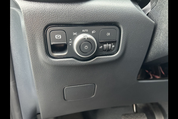 Mercedes-Benz Vito 116 CDI L3 Pro Facelift / 2500KG Trekhaak / MBUX / Camera / Navigatie / Cruise control / Airco / LMV