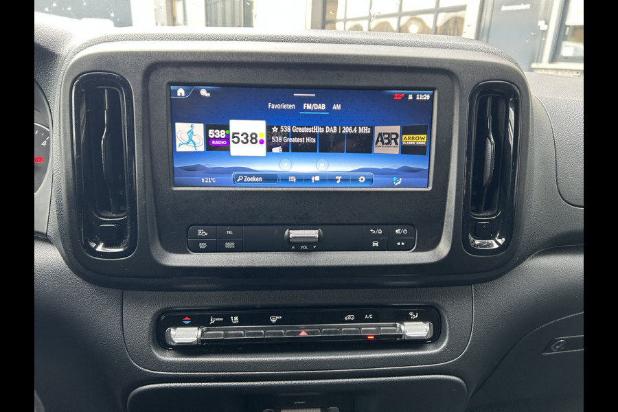 Mercedes-Benz Vito 116 CDI L3 Pro Facelift / 2500KG Trekhaak / MBUX / Camera / Navigatie / Cruise control / Airco / LMV