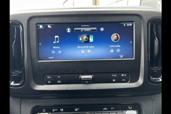 Mercedes-Benz Vito 116 CDI L3 Pro Facelift / 2500KG Trekhaak / MBUX / Camera / Navigatie / Cruise control / Airco / LMV