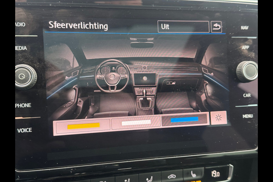 Volkswagen Arteon 1.5 TSI Business R LINE|PANO|VIRTUAL|ADAPTIVE|