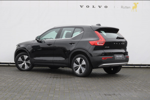 Volvo XC40 T4 211PK Automaat Plug-in hybrid Core Bright / Apple carplay / Parkeersensoren met camera / Stoelverwarming / Elektrische achterklep / Keyless entry / Parkeersensoren met camera