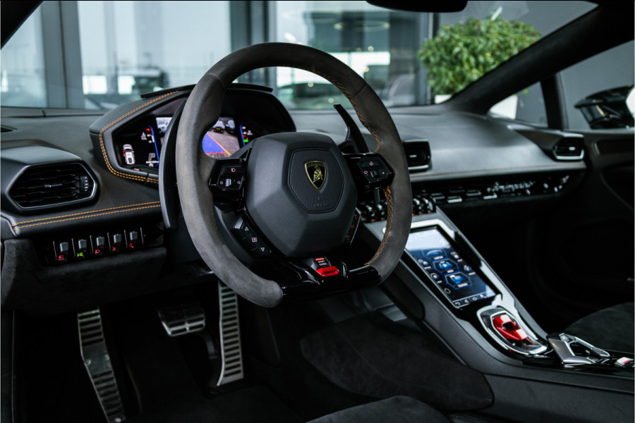 Lamborghini Huracan 5.2 V10 EVO - Sensonum | Lift | Cruise Control | Alcantara