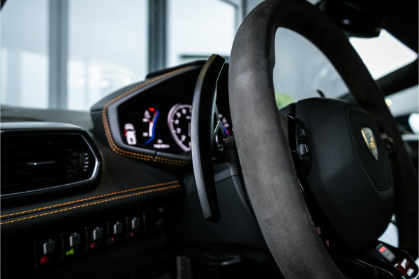 Lamborghini Huracan 5.2 V10 EVO - Sensonum | Lift | Cruise Control | Alcantara