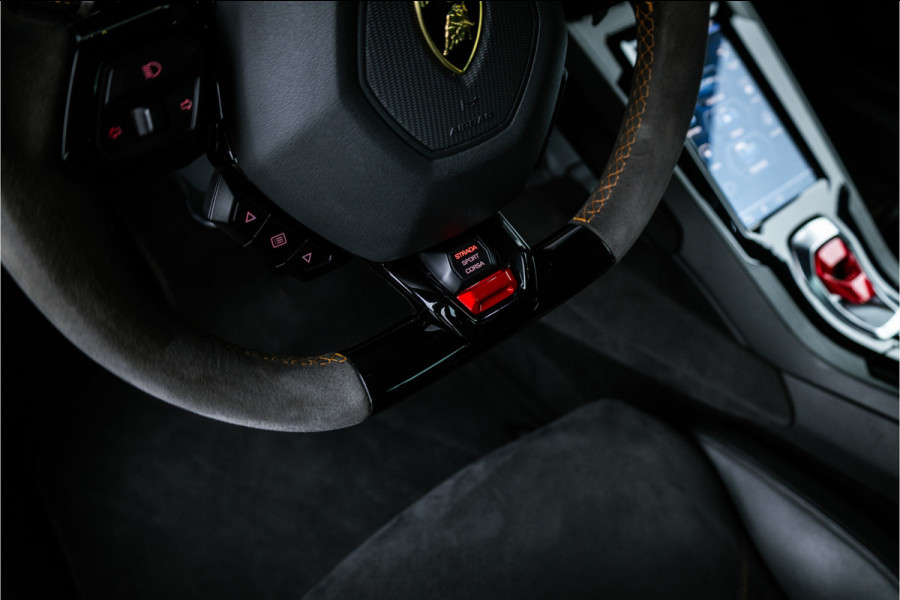 Lamborghini Huracan 5.2 V10 EVO - Sensonum | Lift | Cruise Control | Alcantara