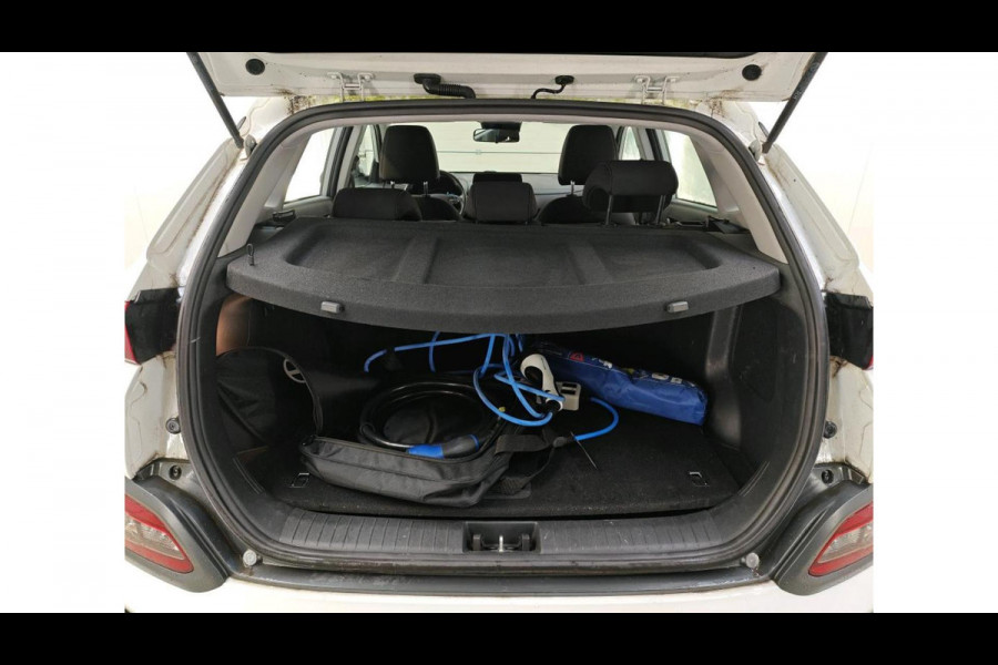 Hyundai Kona EV Comfort 64 kWh | 44400 Km !