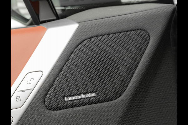 BMW iX xDrive50 - Luchtvering - Pano - Stoelventilatie - Driving Ass Prof - Head-up