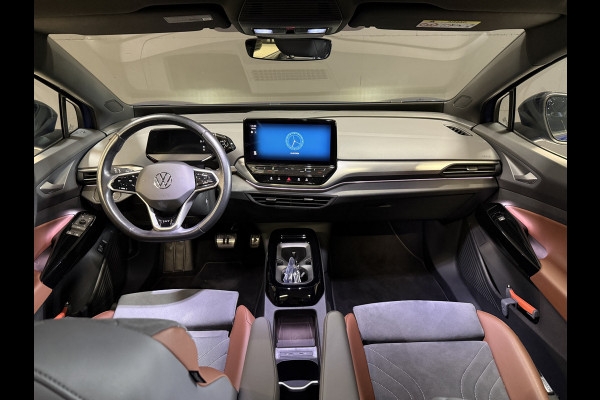 Volkswagen ID.4 First Max 77 kWh | SoH 90% | Panoramakdak | Elek. Trekhaak | Stoel/stuurverw. | ACC | 21''inch | Camera